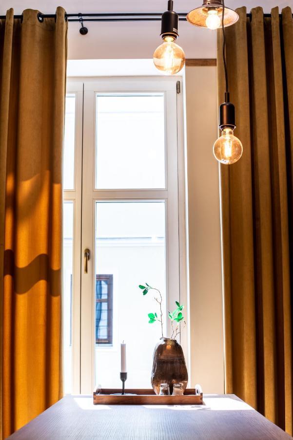 Appartement Zur Linde à Sibiu Extérieur photo